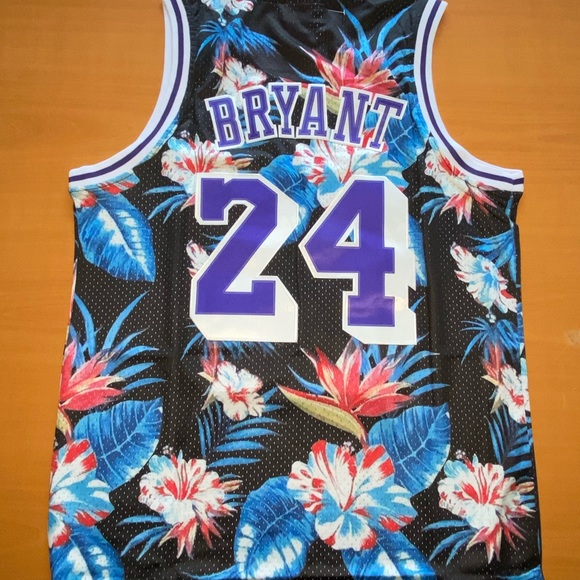 Kobe Bryant 2007-08 Floral Jersey Kobe Bryant 2007-08 Floral Jersey